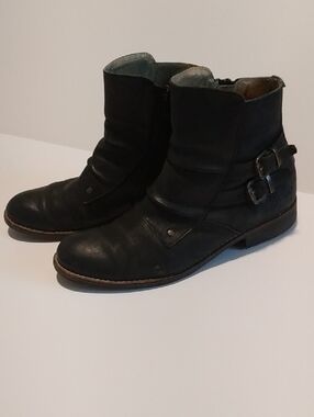 Kickers Black Leather Women's Ankle Boots with Double Buckle & Side Zip Size 38